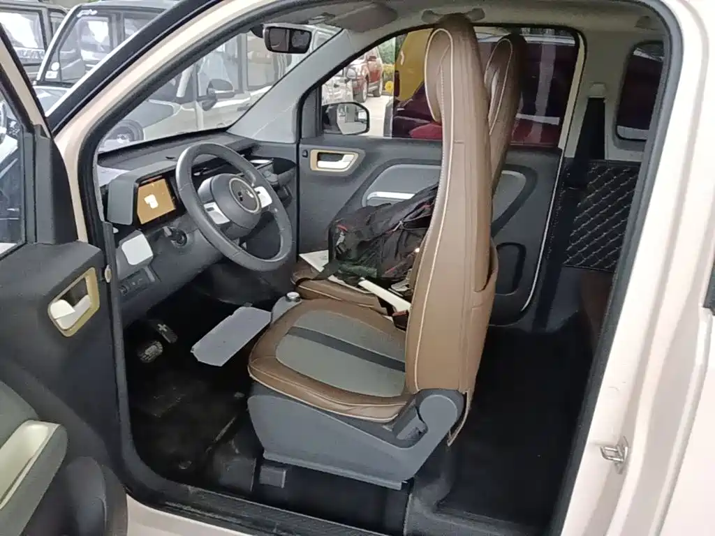 Wuling MINIEV — миниатюра 15