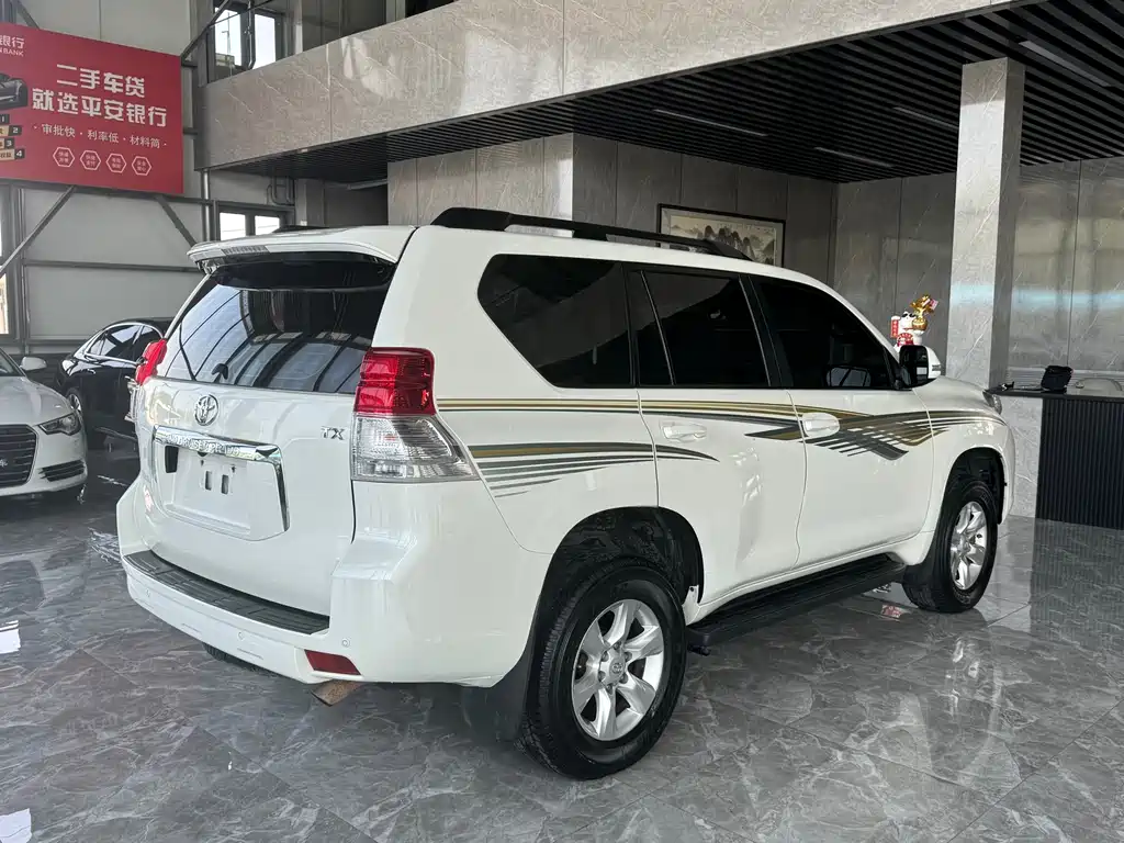 Toyota Land Cruiser Prado 2012 2.7L