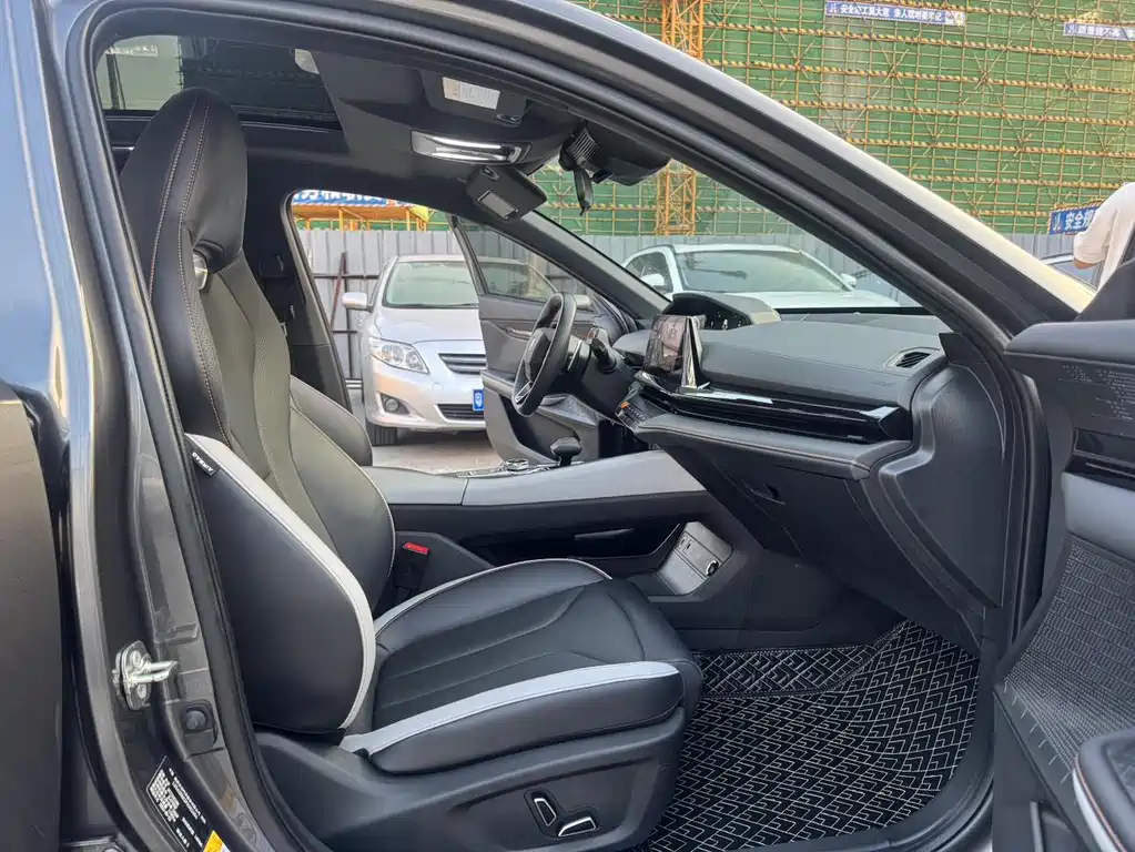 Changan UNI-V — миниатюра 7