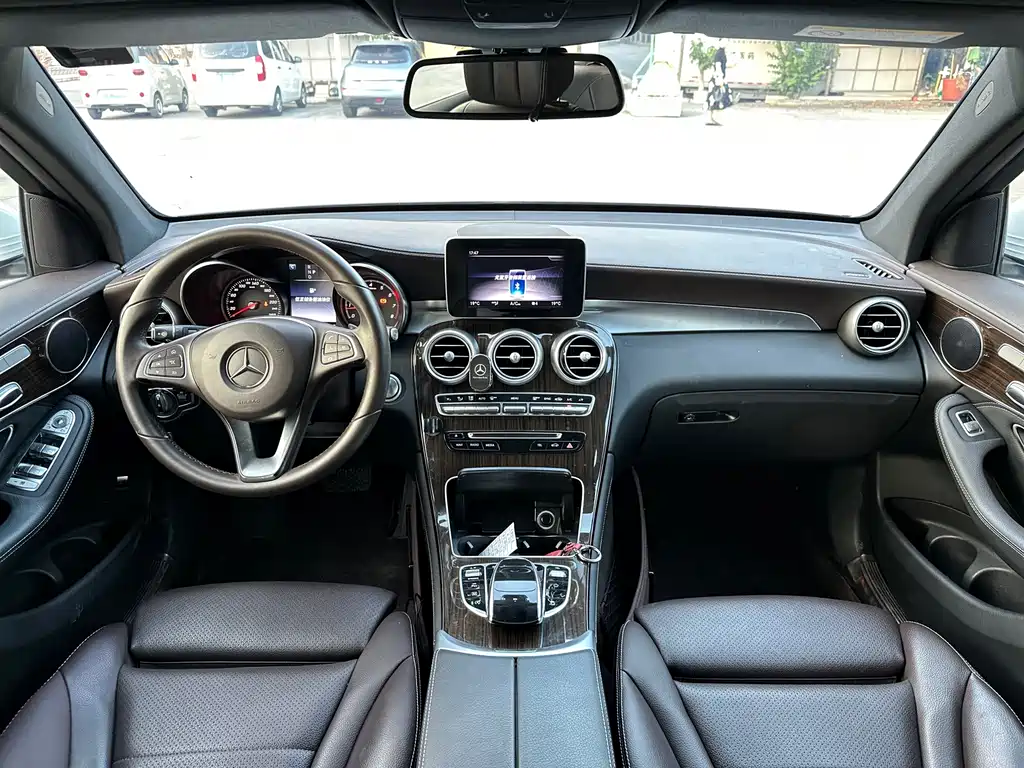 Mercedes-Benz GLC — миниатюра 8