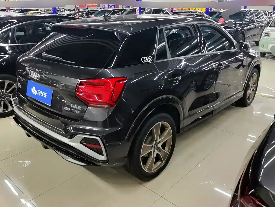 Audi Q2L — миниатюра 3