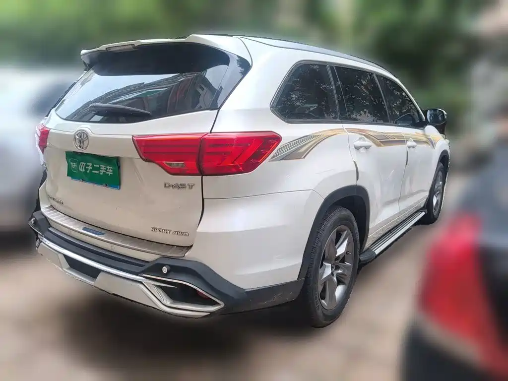 Toyota Highlander — миниатюра 4