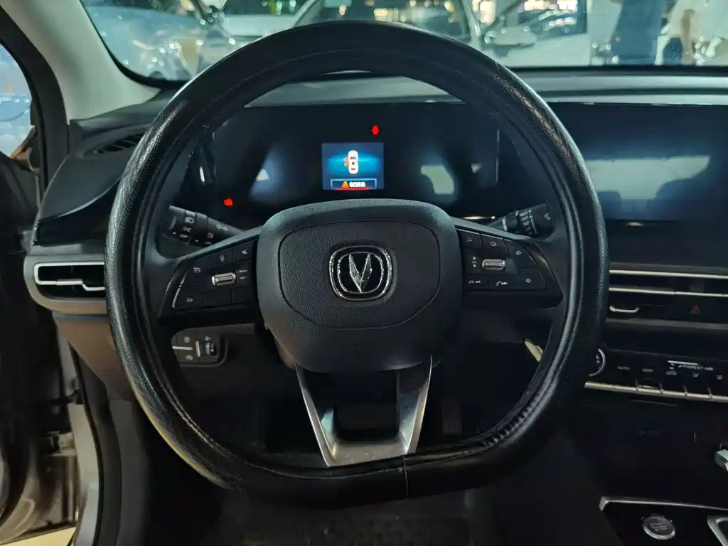 Changan Eado 2021 PLUS NE 1.4T GDI DCT Luxury