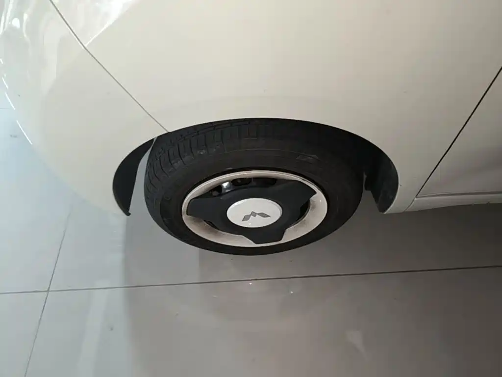 Wuling MINIEV — миниатюра 23