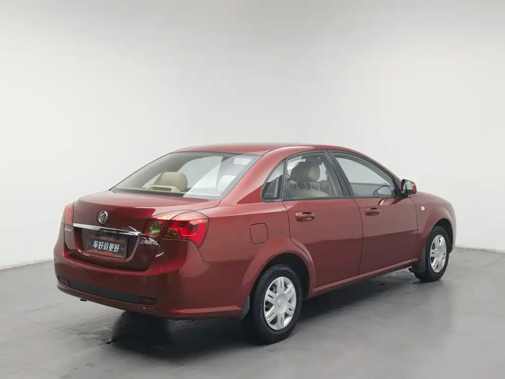 Buick Excelle — миниатюра 2