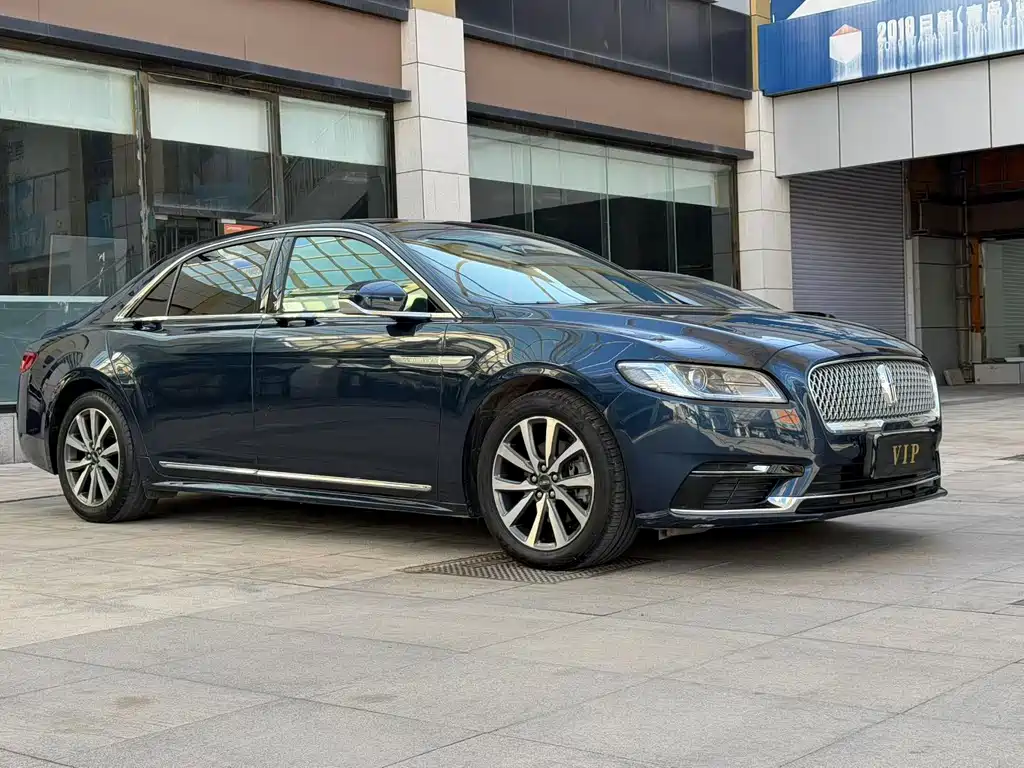 Lincoln Continental — миниатюра 2