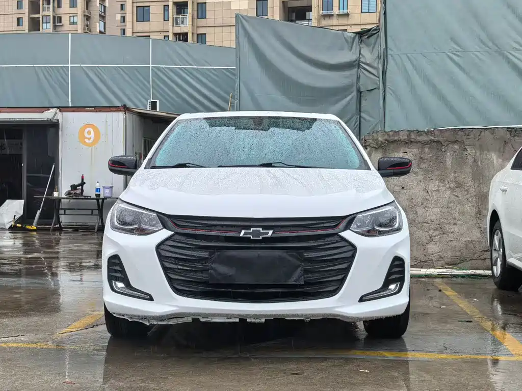 CHEVROLET KOVOZ