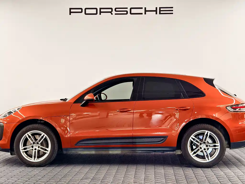 Porsche Macan — миниатюра 4