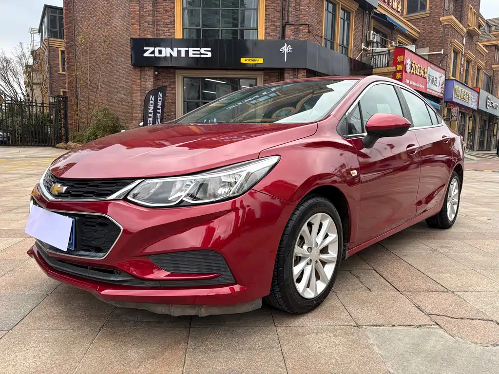 CHEVROLET CRUZE
