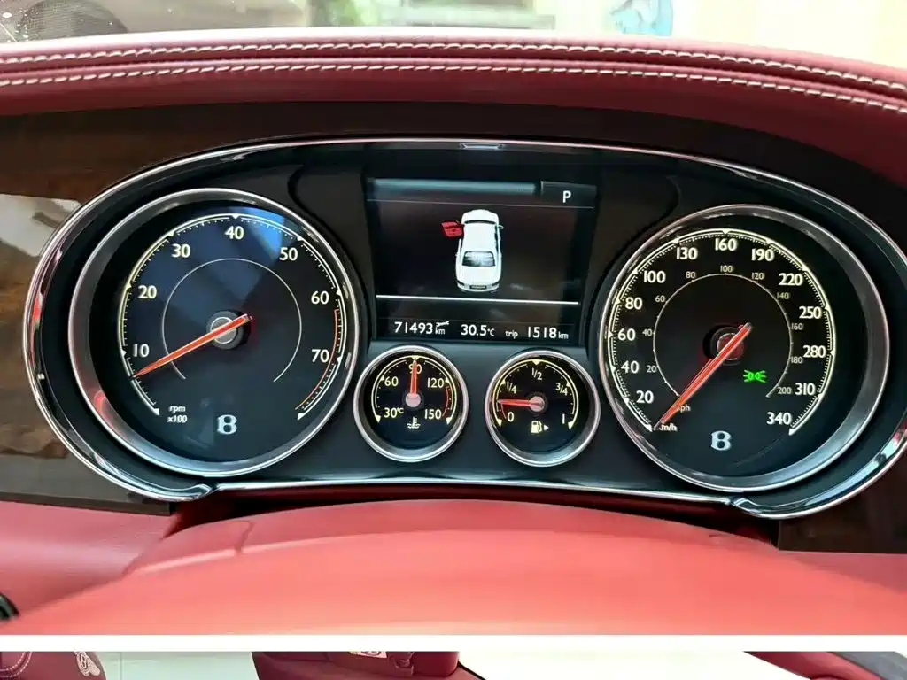 Bentley Flying Spur — миниатюра 9