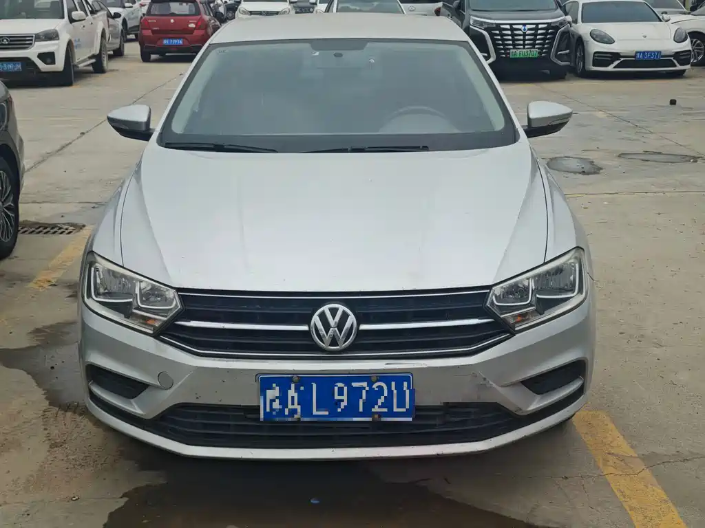 Volkswagen Bora — миниатюра 2