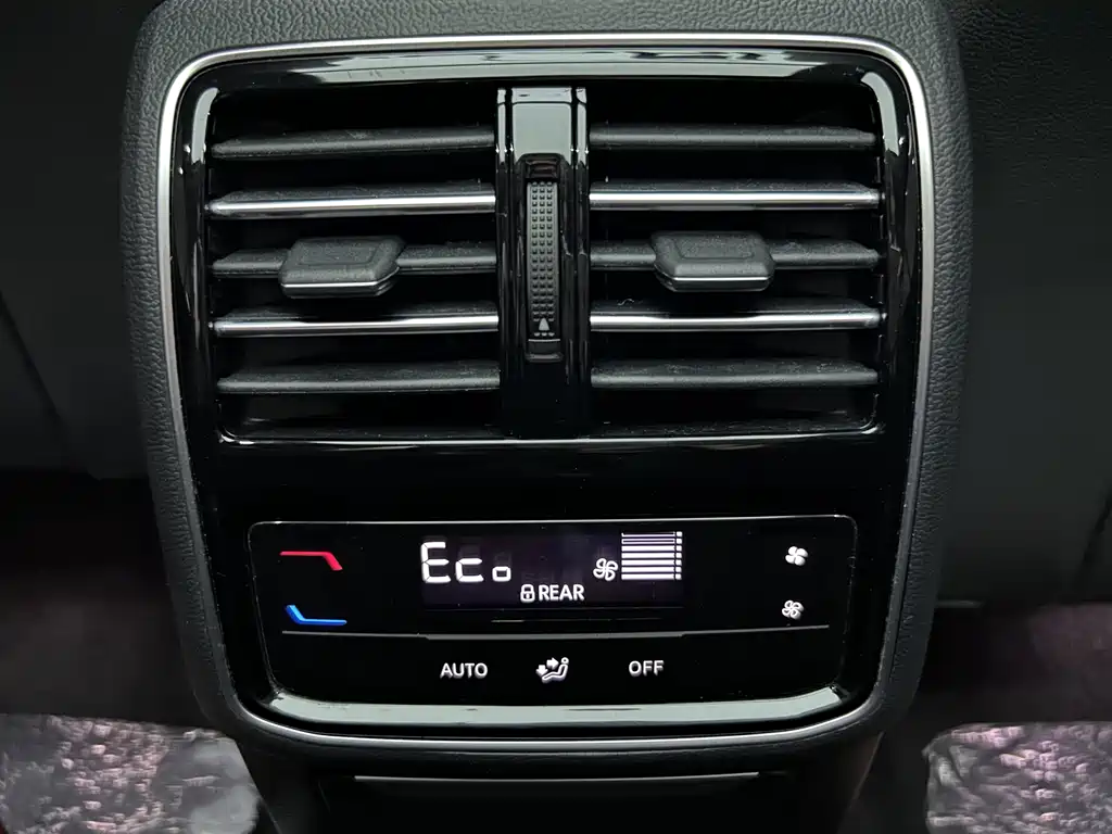 Volkswagen 迈腾 PHEV — миниатюра 20