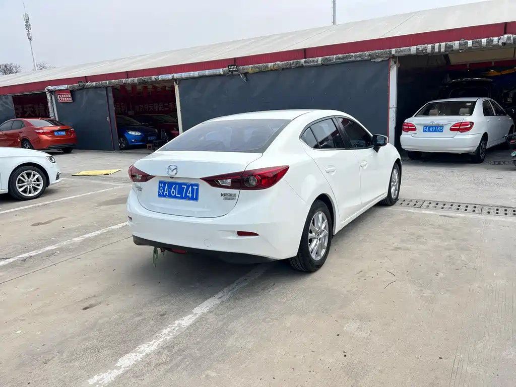 MAZDA 3 ANGKESAILA