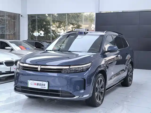 HONGMENG ZHIXING ASK THE WORLD M7 2024