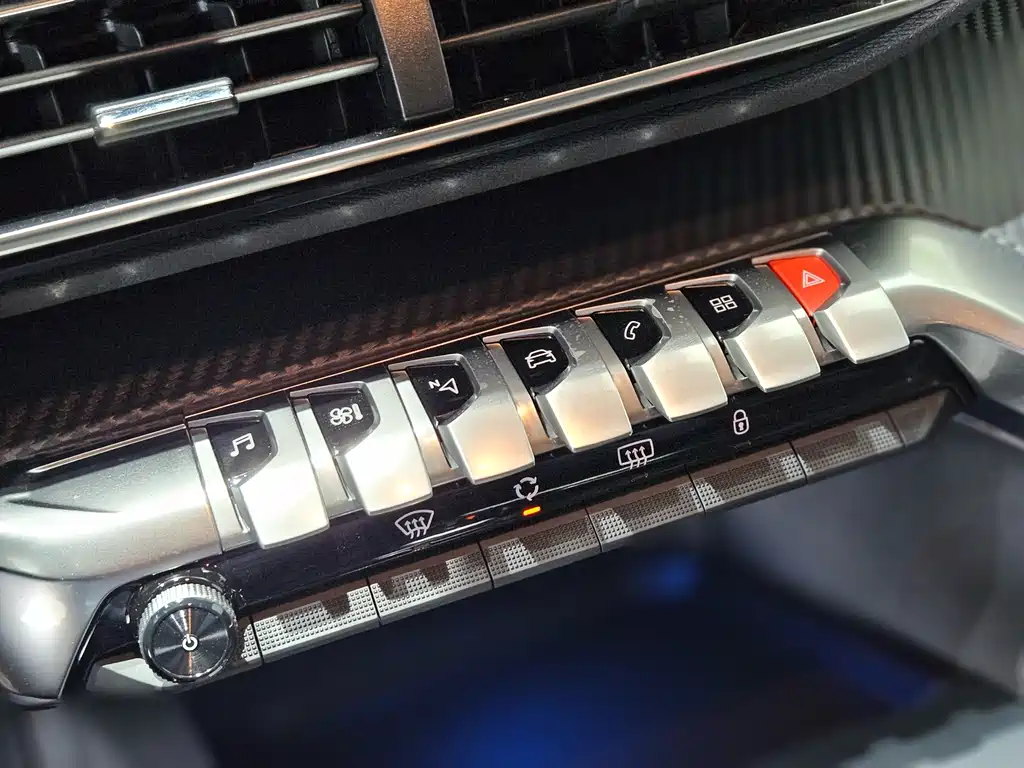 Peugeot 4008 - фото 11