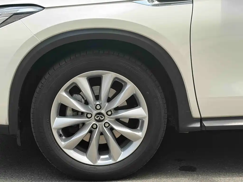 Infiniti QX50 2018 2.0T Fashion