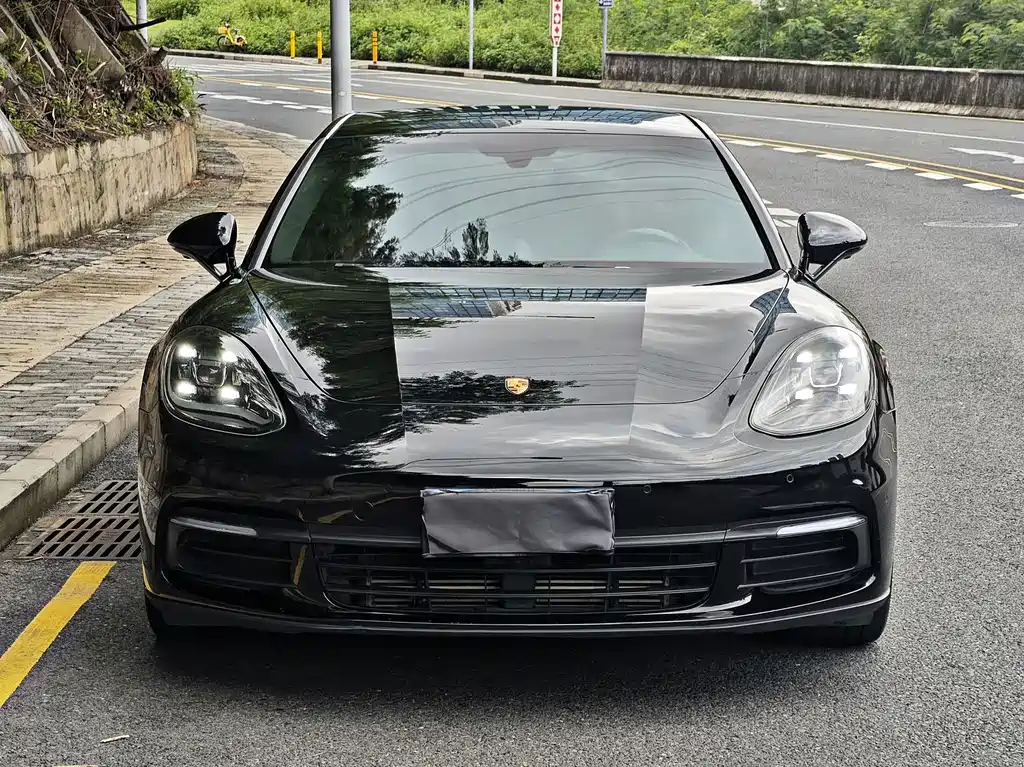 Porsche Panamera — миниатюра 2