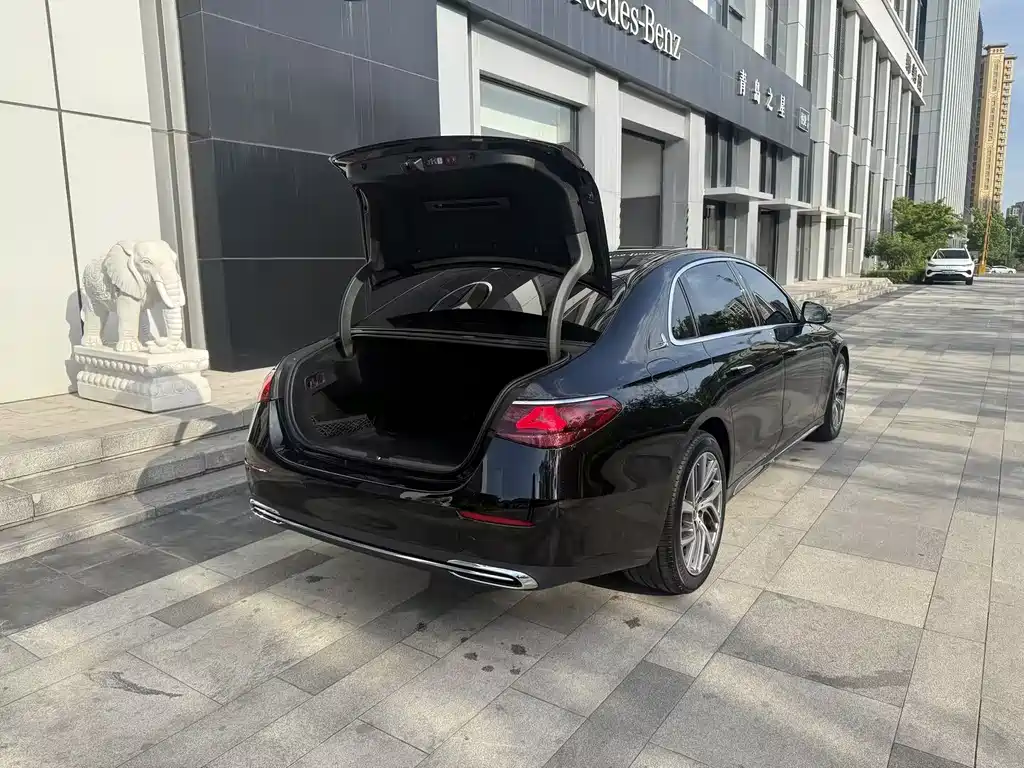 Mercedes-Benz E-Class E 2024 E 300 L Fashion