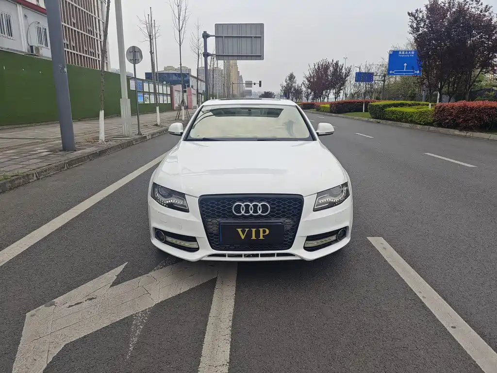 Audi A4L 2010