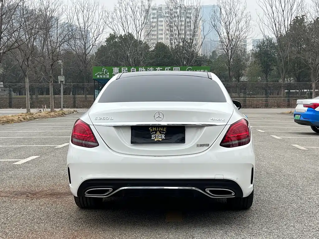 MERCEDES-BENZ C CLASS