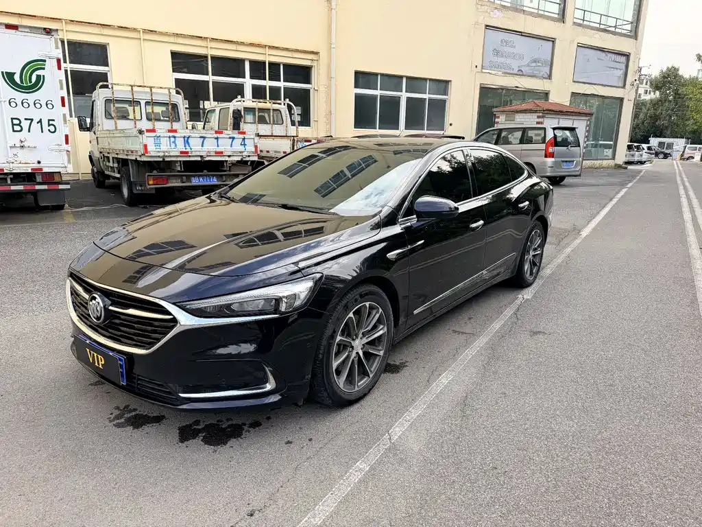 Buick LaCrosse — миниатюра 3