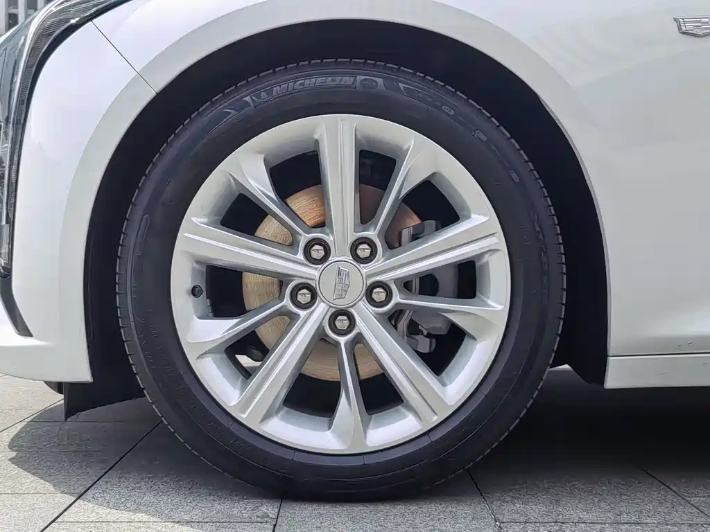Cadillac CT5 2024 28T Luxury Pro