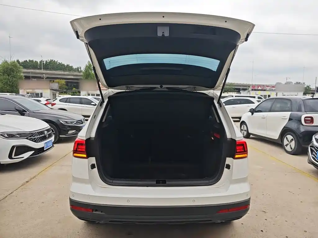 Volkswagen Tharu — миниатюра 19