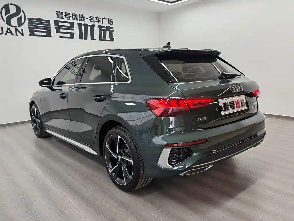 AUDI A3
