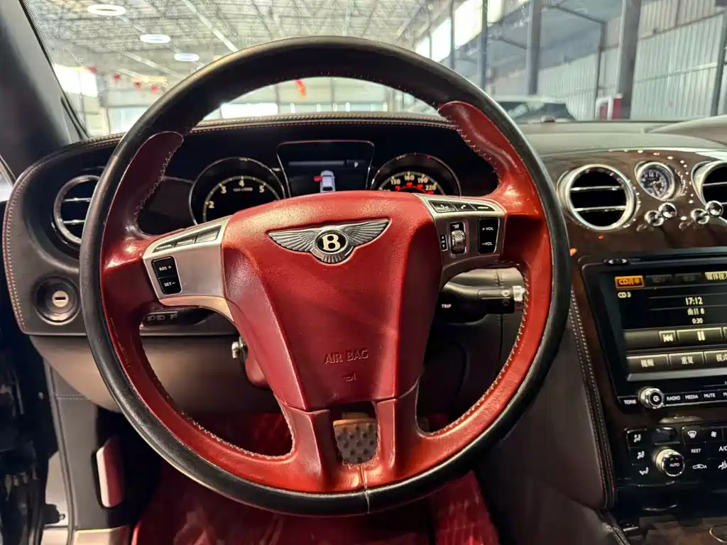 Bentley Flying Spur 6.0T 4-seat Edition, фото 14