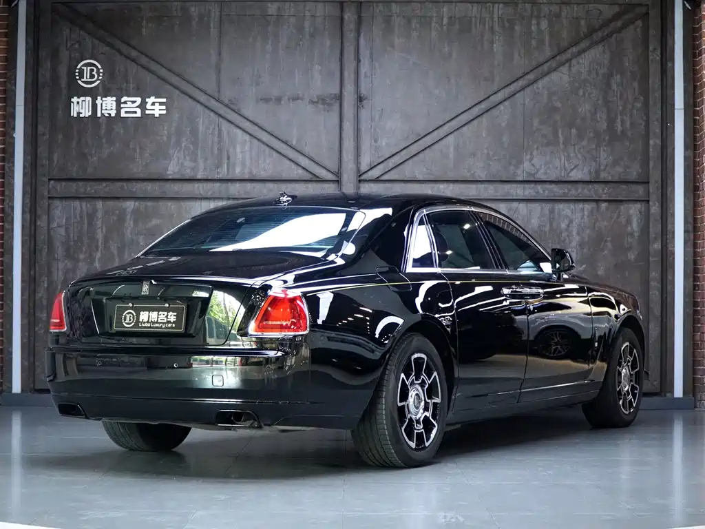 Rolls-Royce Ghost — миниатюра 22