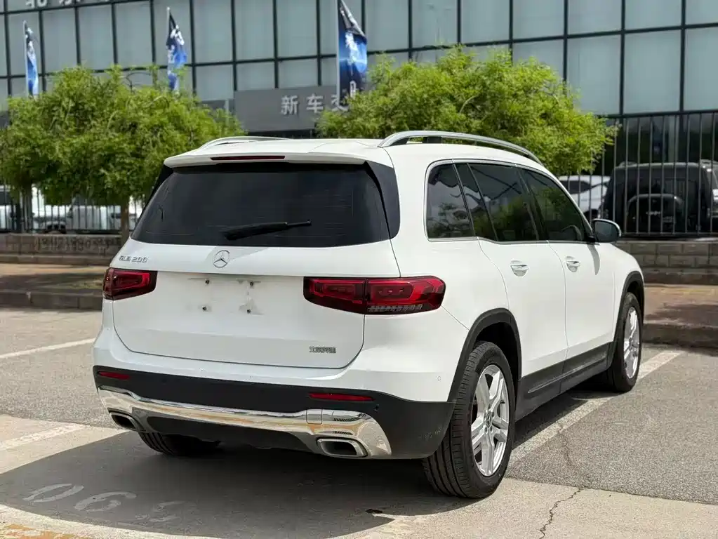 Mercedes-Benz GLB — миниатюра 6