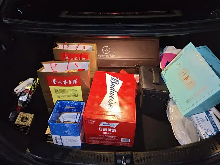MERCEDES-BENZ  E CLASS