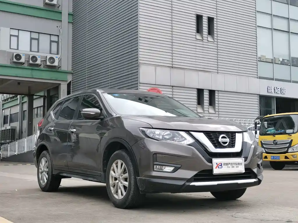 Nissan X-Trail — миниатюра 3
