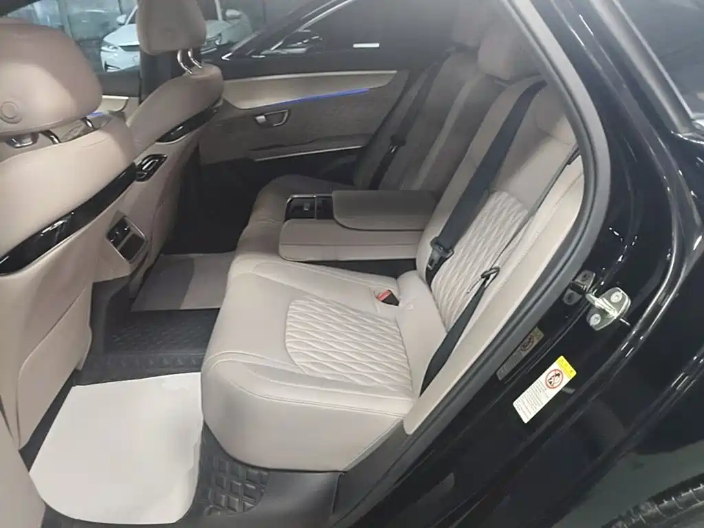 BYD Han — миниатюра 17