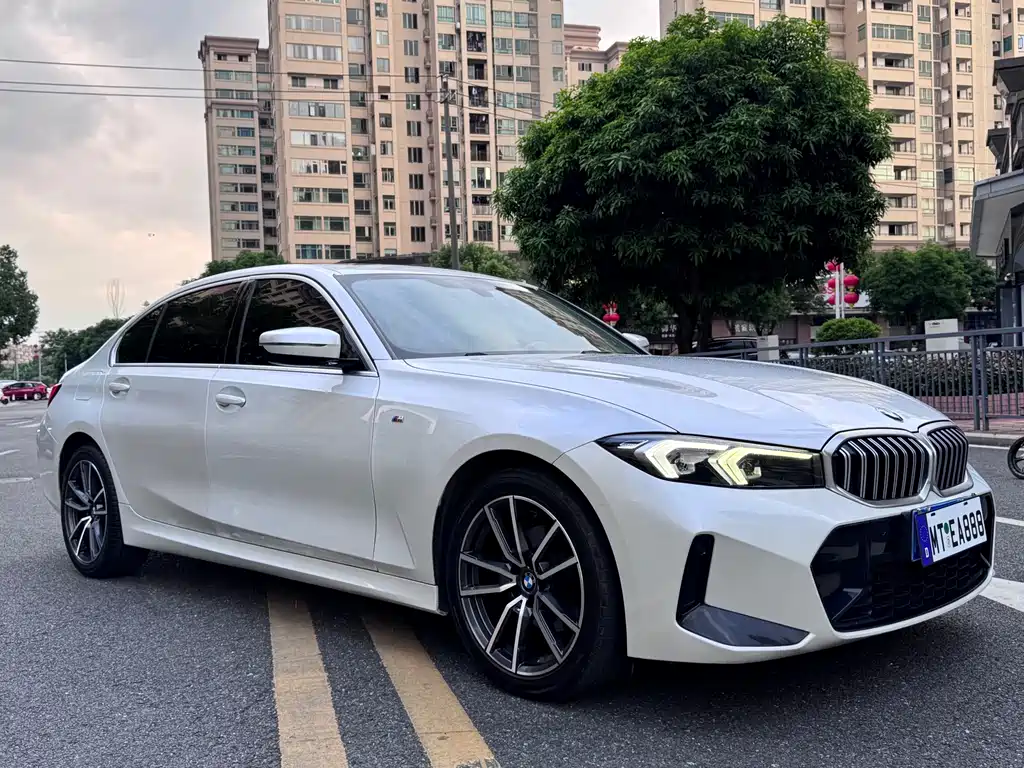 BMW 3 Series — миниатюра 3