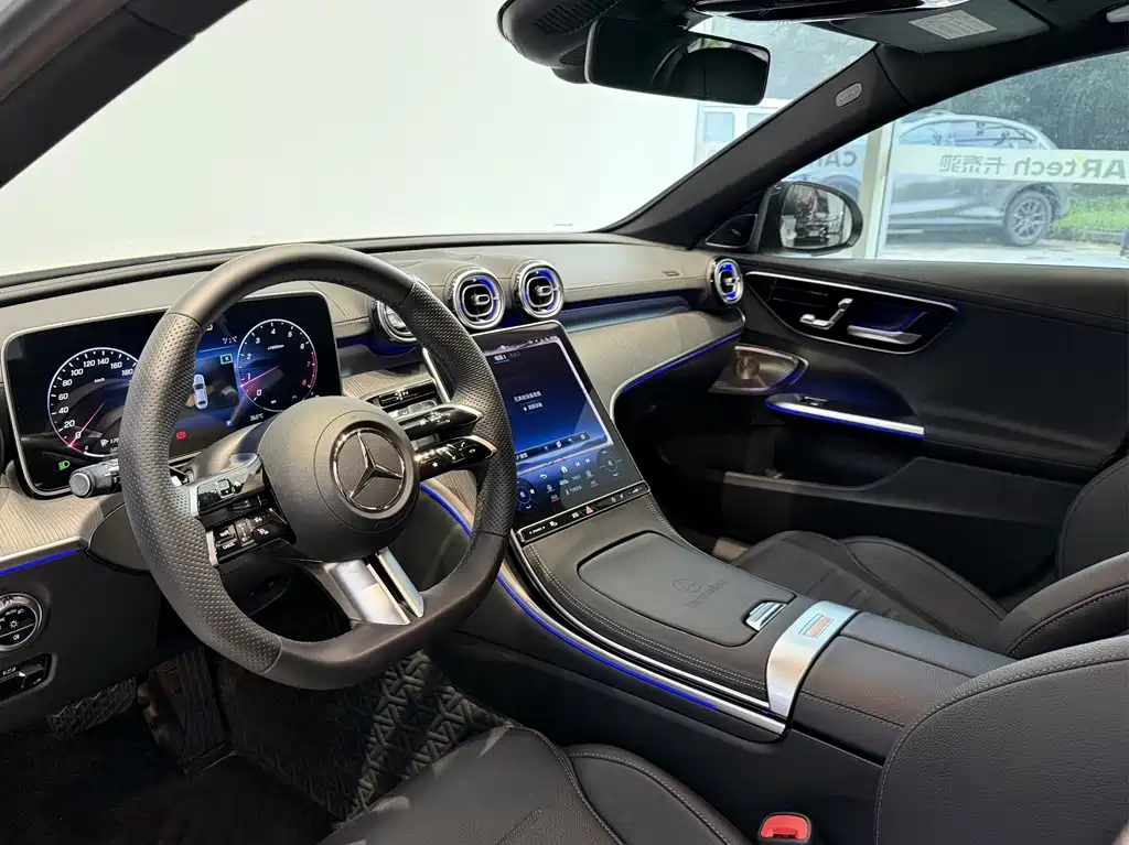 Mercedes-Benz C-Class — миниатюра 6