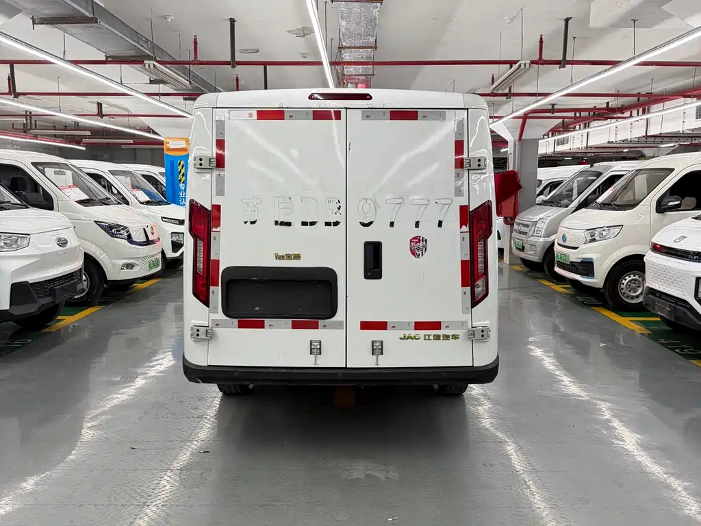 JIANGQI GROUP VAN BAOLU