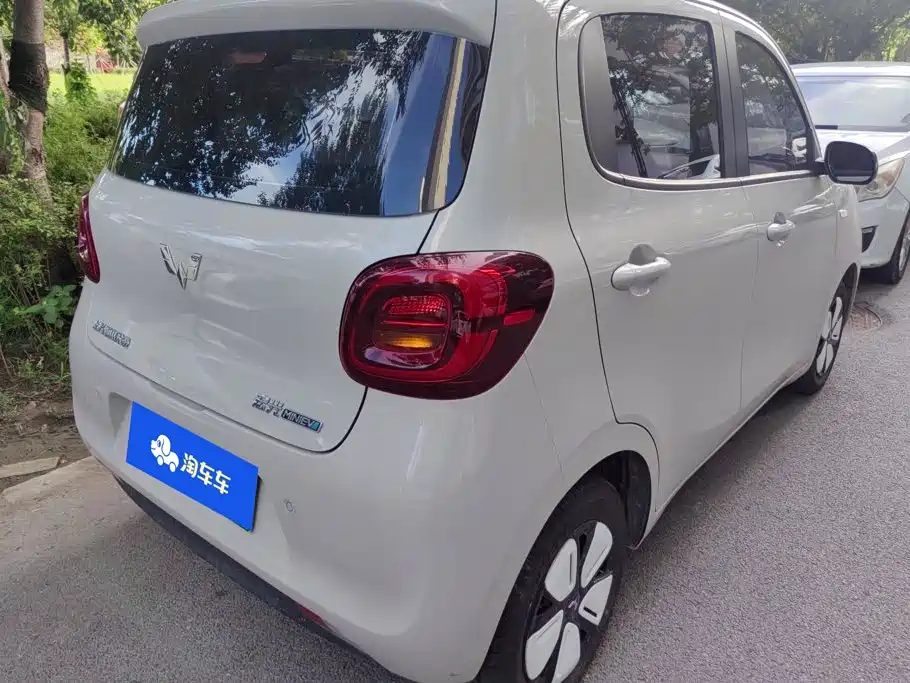 Wuling MINIEV — миниатюра 3