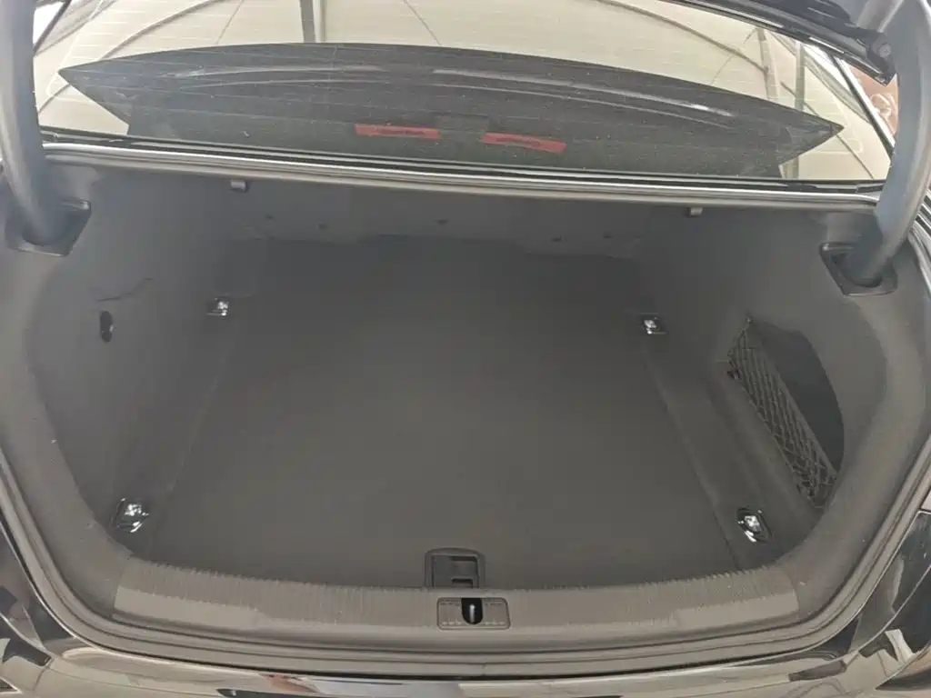 Audi A6L — миниатюра 19