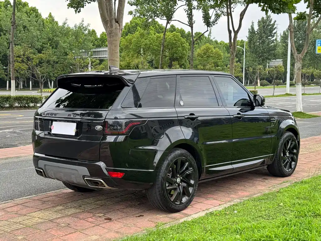 Land Rover Range Rover Sport 2020 3.0 L6 HSE DYNAMIC