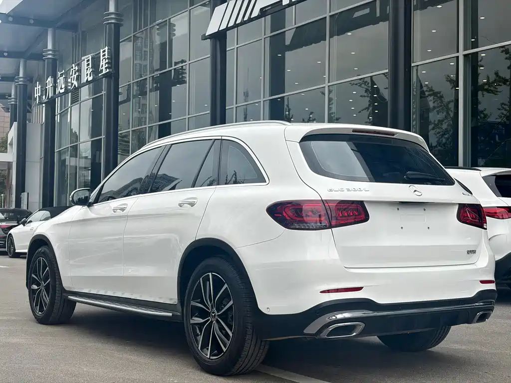 Mercedes-Benz GLC — миниатюра 9