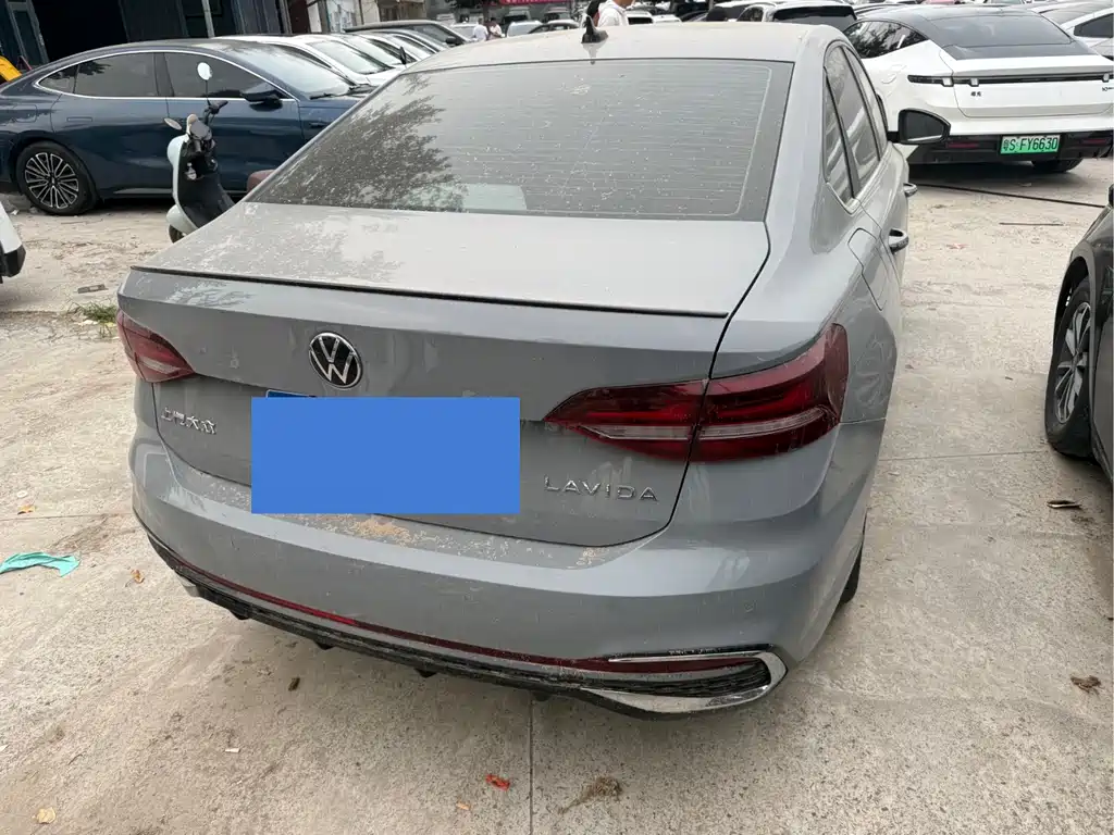 Volkswagen Lavida 2023 300TSI DSG