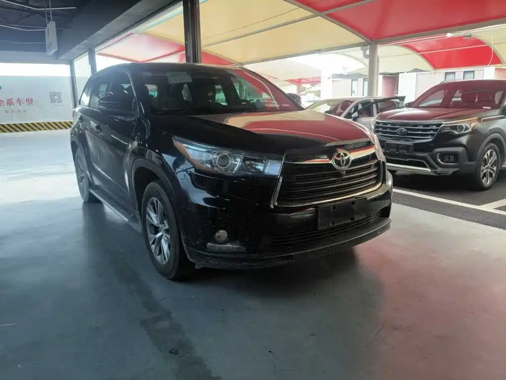 Toyota Highlander — миниатюра 2