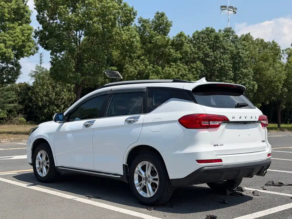 Haval M6 — миниатюра 5