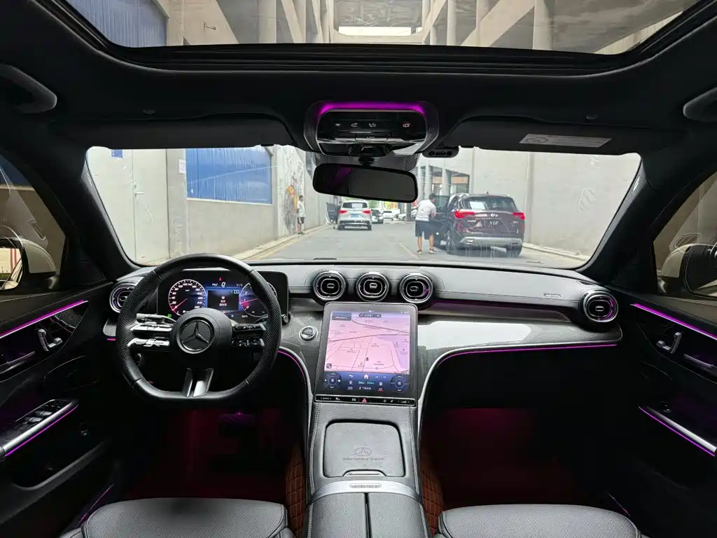 Mercedes-Benz C-Class — миниатюра 11