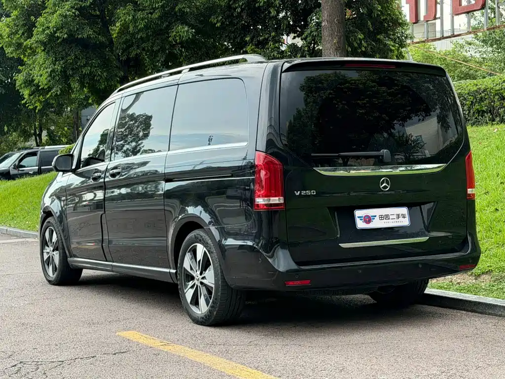 Mercedes-Benz V-Class — миниатюра 4
