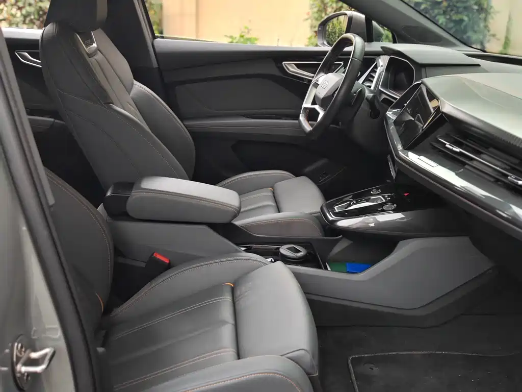 Audi Q4 e-tron 2023 40 e-tron