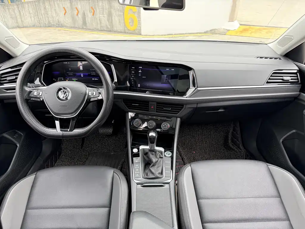 Volkswagen Sagitar — миниатюра 6