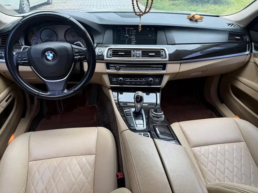 BMW 5 Series (Import) — миниатюра 8