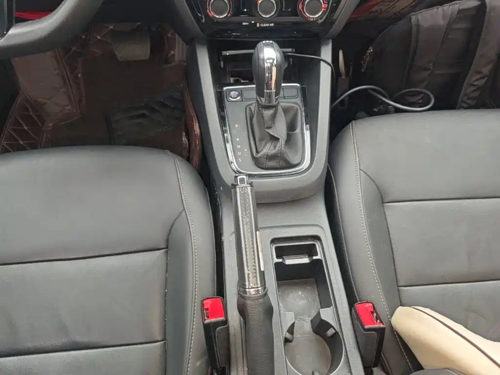 Volkswagen Sagitar — миниатюра 14